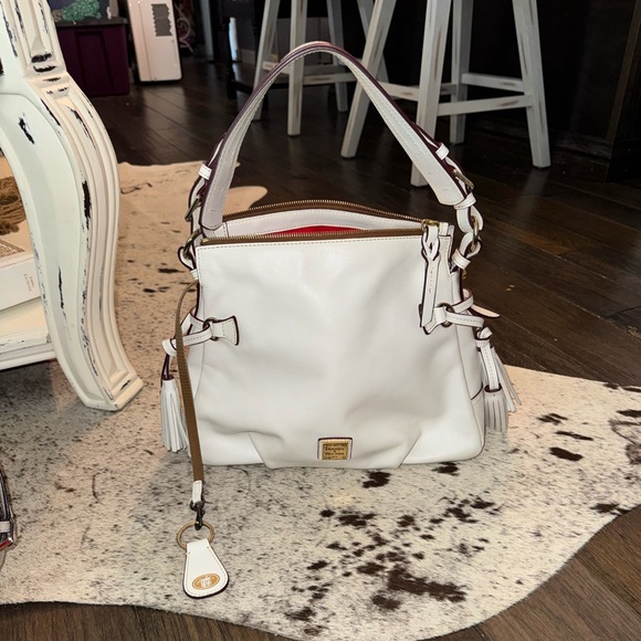 Dooney & Bourke Handbags - Dooney & Bourke Florentine Leather Teagan Shoulder Bag